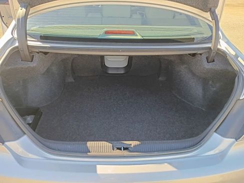 Used 2011 Toyota Avalon Limited image 21