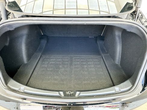 Used 2023 Tesla Model 3 Standard Range image 18