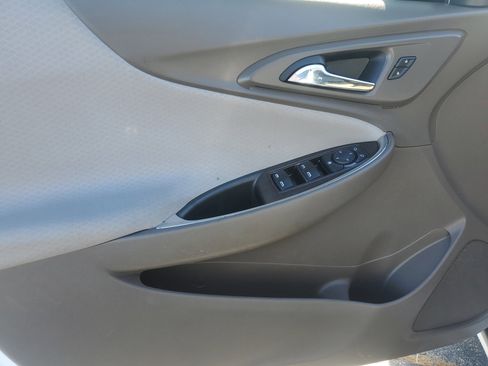 Used 2022 Chevrolet Malibu LT image 16