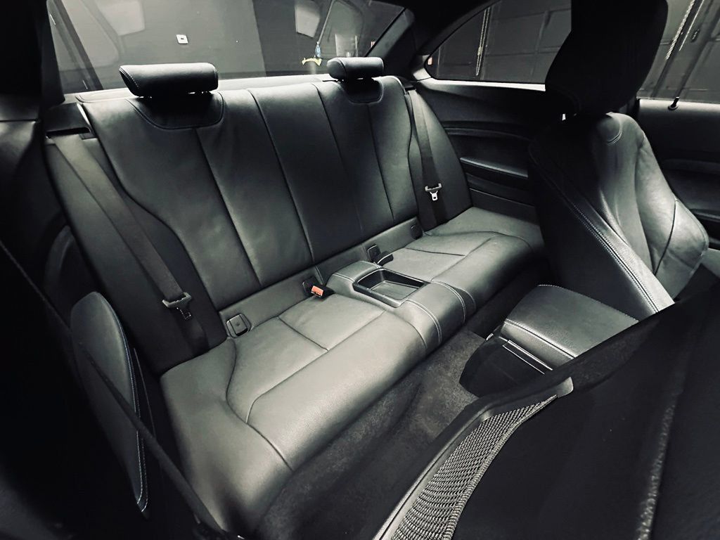 Used 2017 BMW M2 RWD image 19
