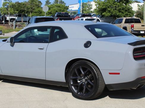 Used 2022 Dodge Challenger R/T w/ Plus Package RWD image 3