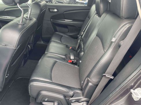 Used 2020 Dodge Journey Crossroad FWD image 14