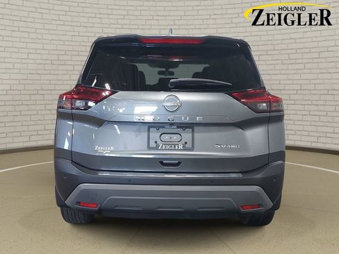 Certified 2023 Nissan Rogue SV w/ SV Premium B Package AWD/4WD image 6