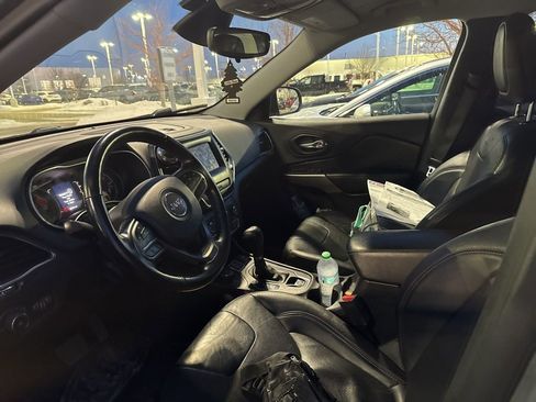 Used 2021 Jeep Cherokee Latitude Lux image 6