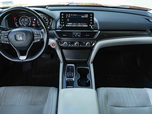 Used 2020 Honda Accord Touring image 26