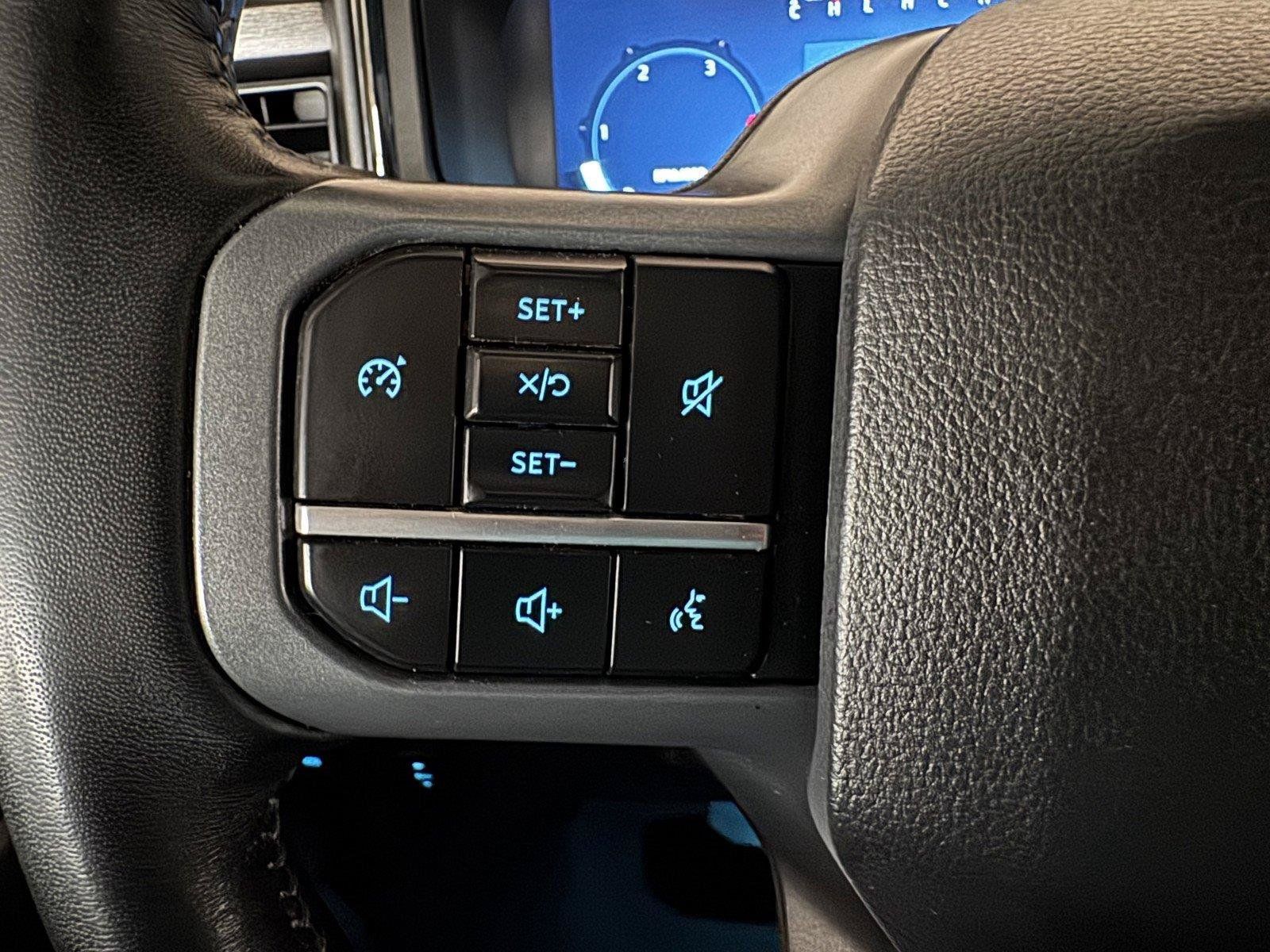 Used 2024 Ford F250 Lariat w/ Chrome Package AWD/4WD image 19