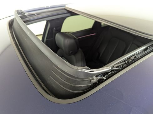 Certified 2023 Audi Q3 2.0T Premium Plus w/ Premium Plus Package image 30