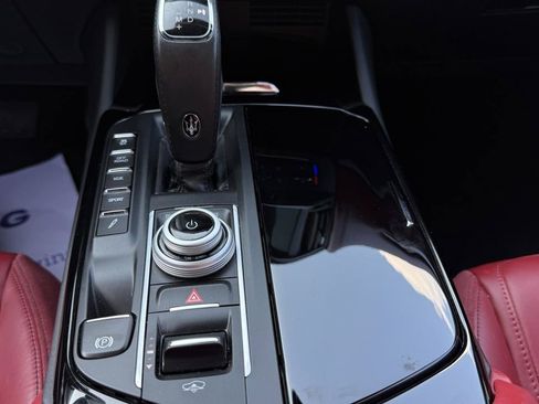 Used 2023 Maserati Levante GT AWD/4WD image 55