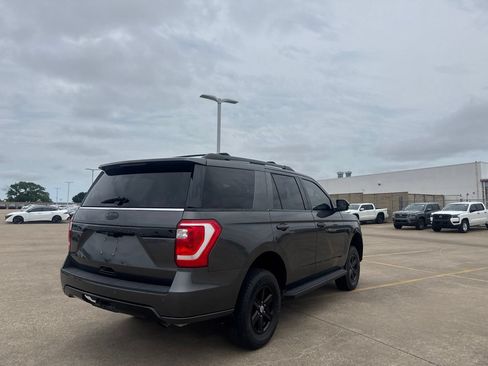 Used 2019 Ford Expedition XLT w/ Equipment Group 201A RWD image 21