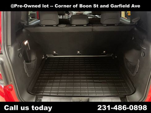 Used 2020 Jeep Renegade Latitude w/ Cold Weather Group AWD/4WD image 27