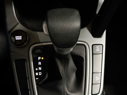 Used 2024 Kia Seltos LX AWD/4WD image 16