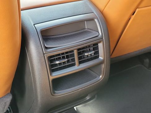Used 2024 Cadillac XT5 Premium Luxury FWD image 19