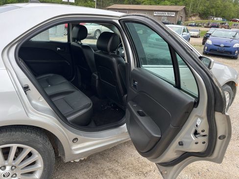 Used 2007 Mercury Milan Premier image 4