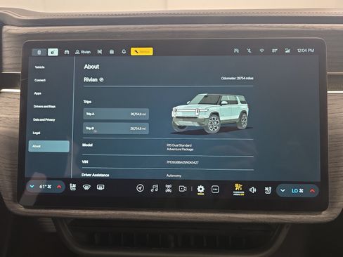 Used 2025 Rivian R1S Adventure Dual AWD/4WD image 29