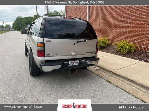 Used 2004 Chevrolet Tahoe LT w/ LT Preferred Equipment Group AWD/4WD image 4