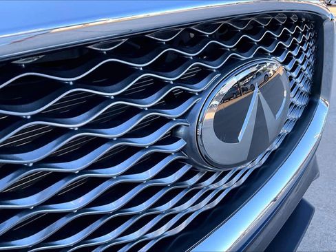 Used 2023 INFINITI QX50 Luxe image 28