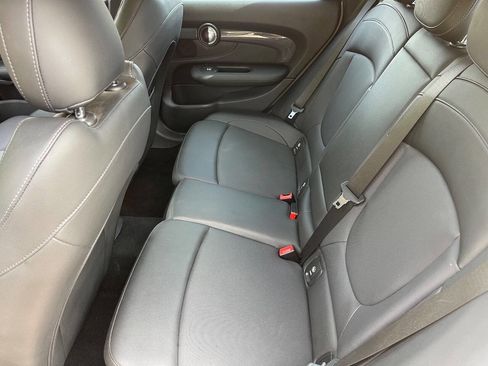 Used 2019 MINI Cooper Clubman S image 16