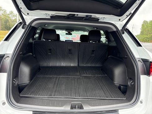 Used 2024 Chevrolet Blazer LT w/ Convenience Package image 15