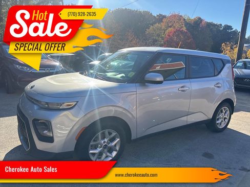 Used 2021 Kia Soul S image 1