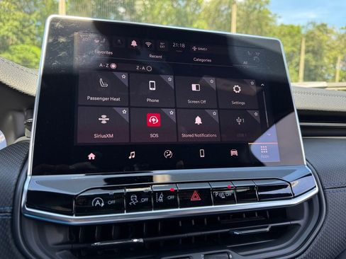 New 2025 Jeep Compass Limited w/ Sun & Sound Group image 32