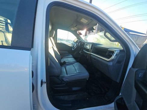 Used 2024 Ford F250 XL image 8