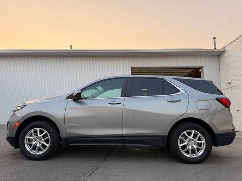 Used 2024 Chevrolet Equinox LT AWD/4WD image 34