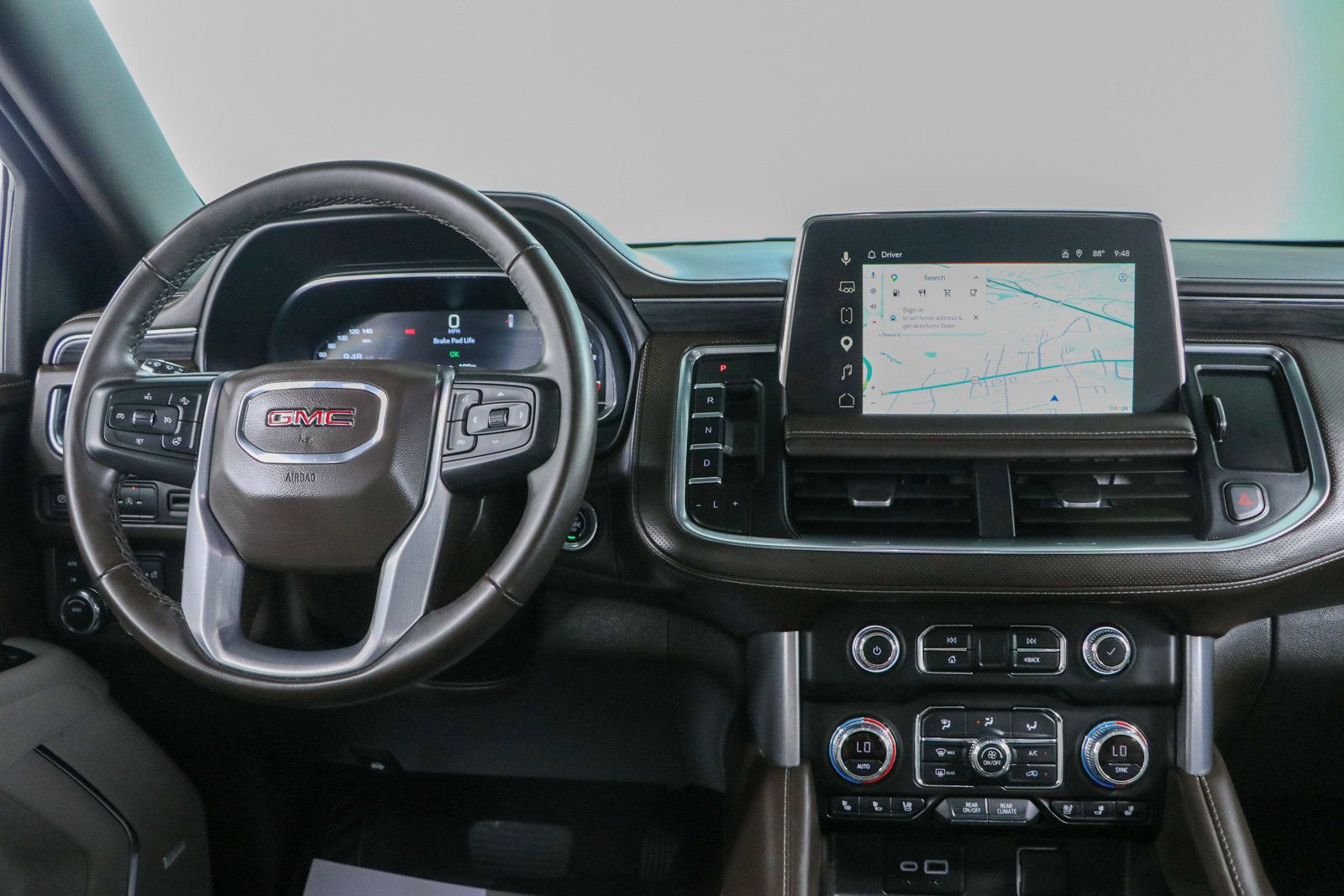 Used 2023 GMC Yukon SLT w/ SLT Premium Package AWD/4WD image 18
