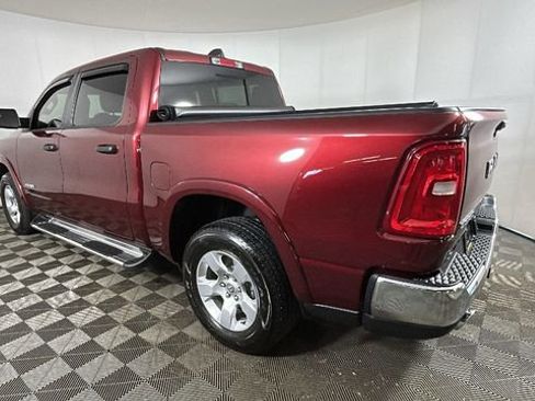 Used 2025 RAM 1500 Big Horn AWD/4WD image 5
