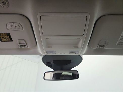 Used 2025 Ford Escape Platinum image 30