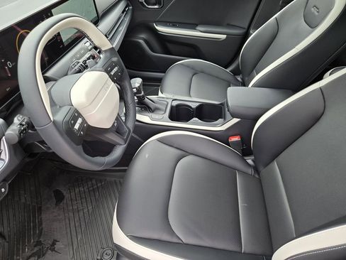 New 2026 Kia K4 GT-Line Turbo FWD image 9