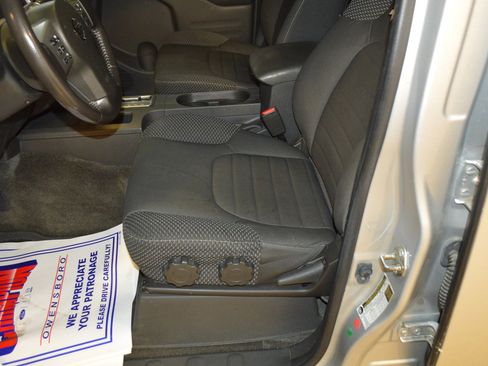 Used 2018 Nissan Frontier PRO-4X AWD/4WD image 15