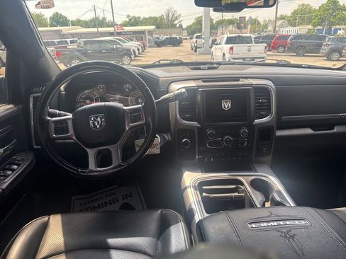 Used 2018 RAM 2500 Limited AWD/4WD image 12