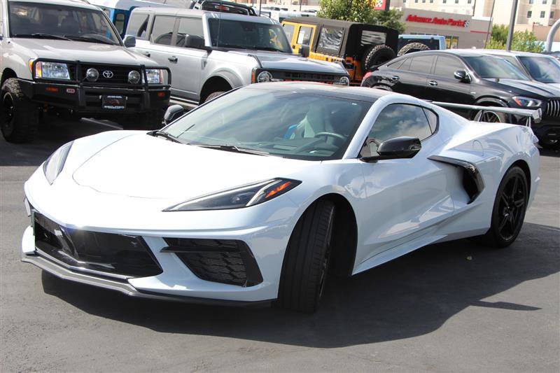 Used 2022 Chevrolet Corvette Stingray Preferred Cpe w/ Z51 Performance Package RWD image 6