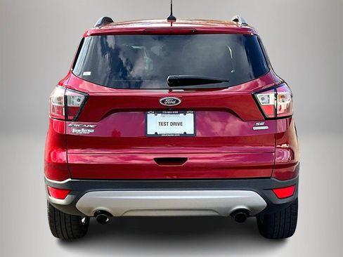 Used 2018 Ford Escape SE w/ SE Sync 3 Package image 8