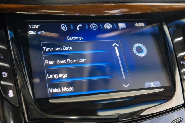 Used 2018 Cadillac Escalade ESV Luxury RWD image 31