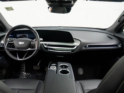 Certified 2024 Cadillac Lyriq Luxury image 14