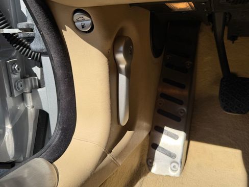 Used 2000 BMW Z8 image 27