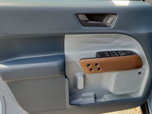 Used 2024 Ford Maverick Lariat w/ 4K Tow Package image 7