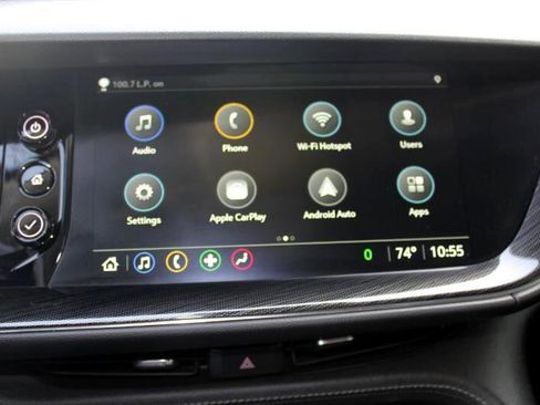 Used 2023 Buick Envision Essence image 31