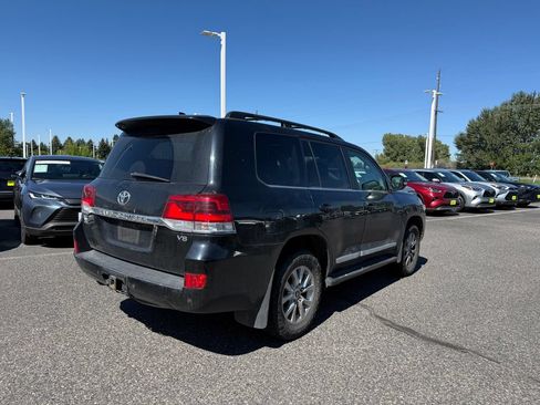 Used 2017 Toyota Land Cruiser AWD/4WD image 3