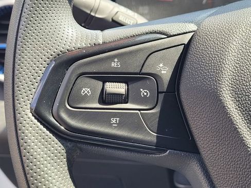 Used 2025 Chevrolet Trax LS image 13