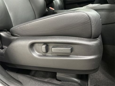 Used 2022 Honda Pilot EX-L image 32