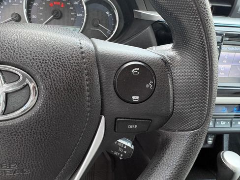 Used 2014 Toyota Corolla LE FWD image 32