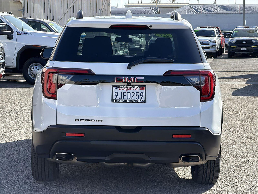 Used 2023 GMC Acadia SLE w/ Elevation Edition FWD image 6