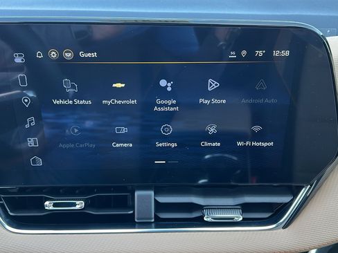 New 2026 Chevrolet Equinox ACTIV w/ Convenience Package III AWD/4WD image 22