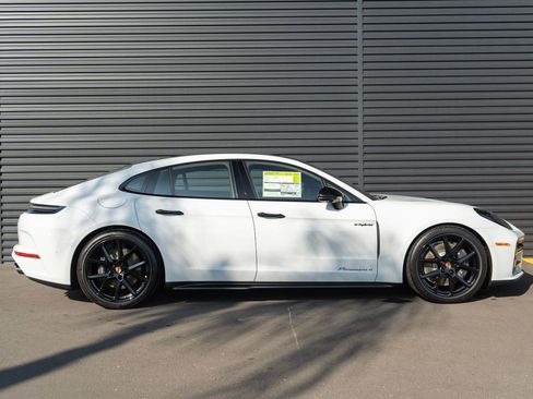 Used 2026 Porsche Panamera 4 E-Hybrid AWD/4WD image 8