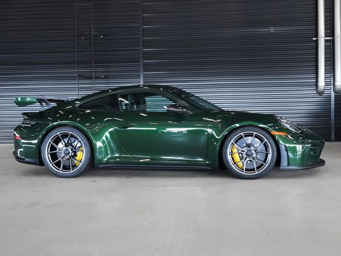 New 2026 Porsche 911 GT3 image 12