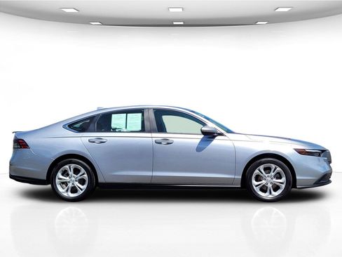 Used 2023 Honda Accord LX image 5