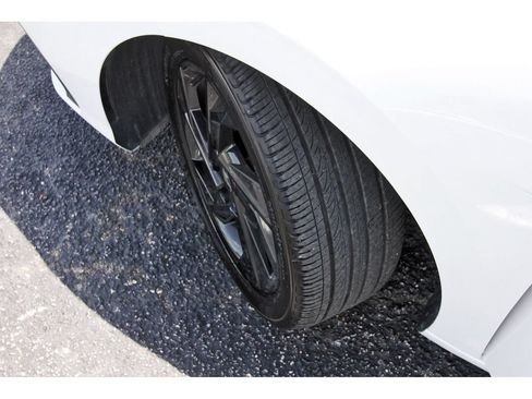 Certified 2026 Hyundai Elantra Sport FWD image 32
