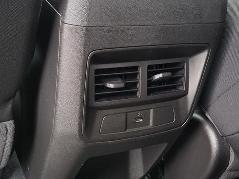 Used 2023 Chevrolet Colorado LT w/ LT Convenience Package RWD image 13